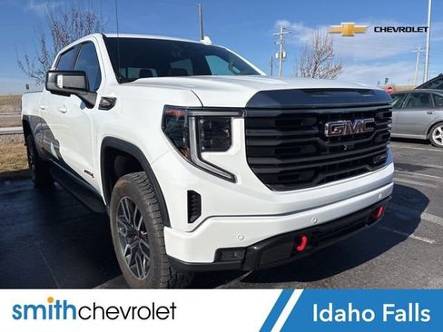 Used 2024 GMC Sierra 1500 AT4 w/ Technology Package image 1