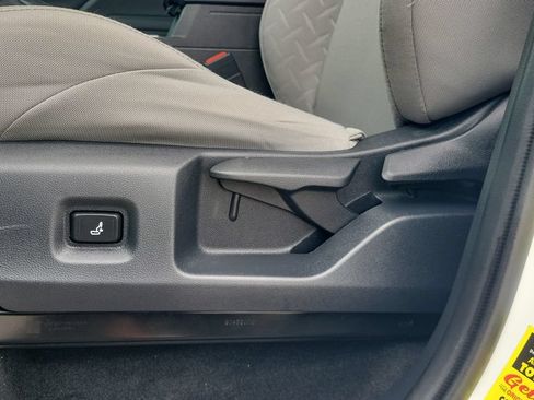 Certified 2025 Toyota Tacoma SR5 RWD image 16