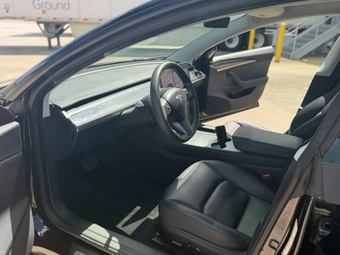 Used 2023 Tesla Model 3 Standard Range RWD image 15