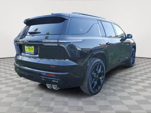 New 2026 Chevrolet Traverse RS w/ LPO, Floor Liner Package image 3