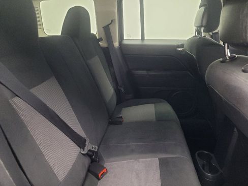Used 2015 Jeep Patriot Sport w/ Power Value Group AWD/4WD image 19