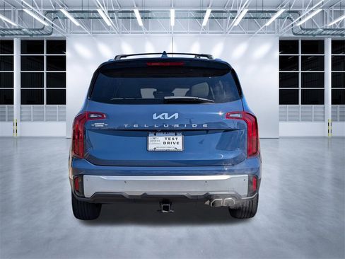 Used 2024 Kia Telluride S w/ S Sunroof Package image 5