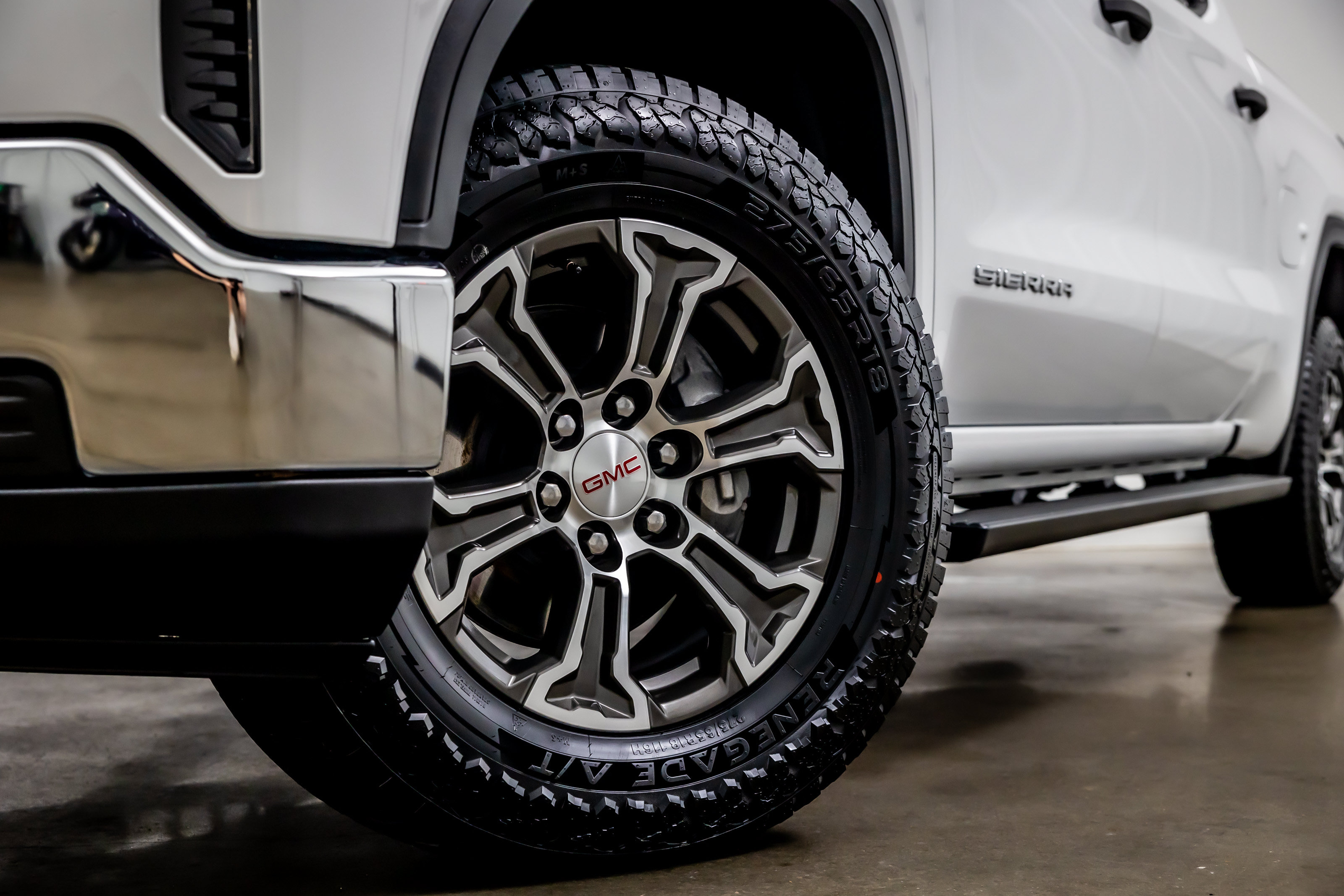 Used 2025 GMC Sierra 1500 Pro w/ Pro Value Package AWD/4WD image 23