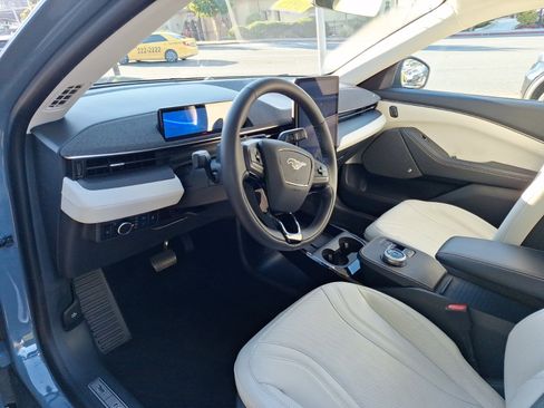 Certified 2023 Ford Mustang Mach-E Premium image 7