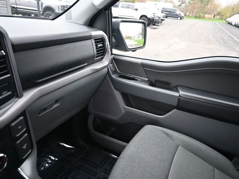 Used 2024 Ford F150 XLT w/ Mobile Office Package image 28