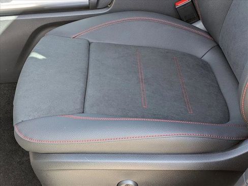 New 2026 Mercedes-Benz GLA 35 AMG 4MATIC image 3