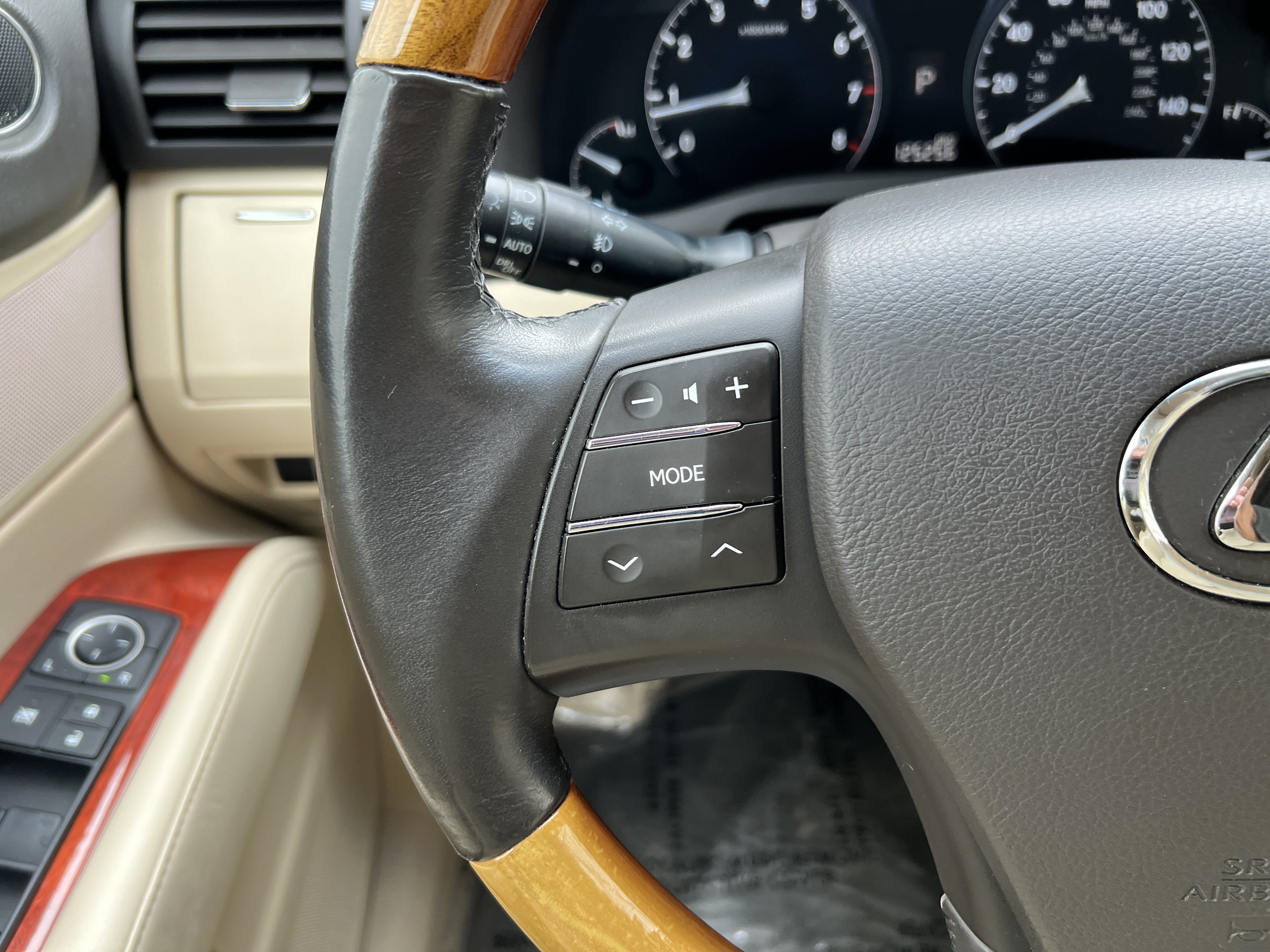 Used 2010 Lexus RX 350 2WD w/ Premium Pkg image 22
