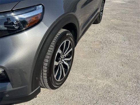 Used 2021 Ford Explorer ST w/ Equipment Group 401A image 24