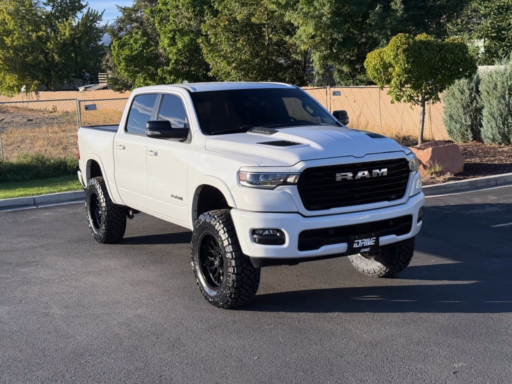 Used 2025 RAM 1500 Laramie w/ Sport Appearance Package AWD/4WD image 2