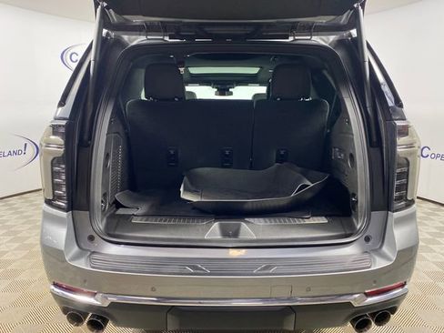 Certified 2025 Chevrolet Tahoe Premier w/ Sun And Tow Package AWD/4WD image 25