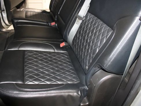 Used 2018 Chevrolet Silverado 1500 LT w/ All Star Edition image 21