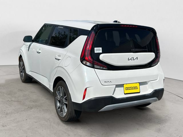Used 2024 Kia Soul EX w/ Option Group 015 FWD image 7