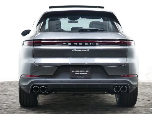 New 2026 Porsche Cayenne S image 6