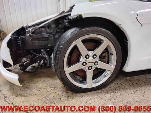 Used 2008 Chevrolet Corvette w/ Preferred Equipment Group image 17