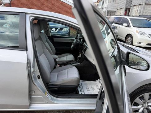 Used 2014 Toyota Corolla LE image 17
