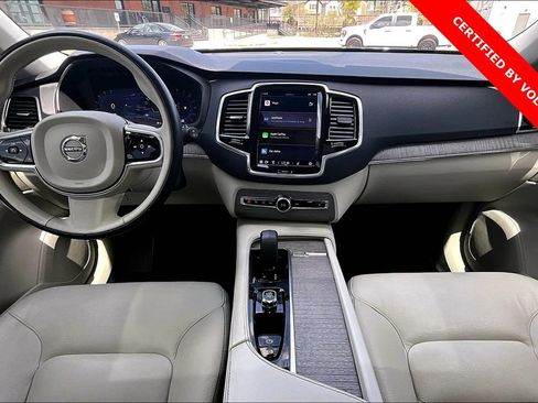 Certified 2023 Volvo XC90 B6 Plus image 19
