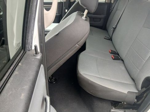 Used 2024 RAM 1500 Classic SLT image 31