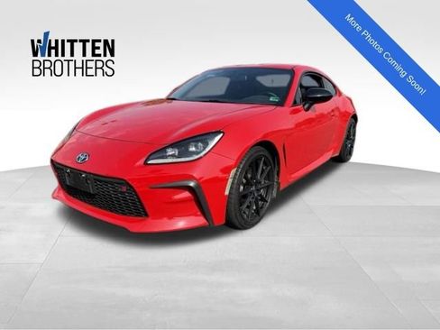Used 2022 Toyota GR86 Premium w/ ALL Weather Mat Package (TMS) RWD image 1