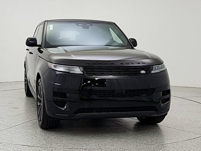 New 2026 Land Rover Range Rover Sport SE AWD/4WD image 2
