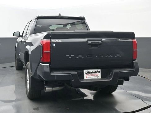 Used 2026 Toyota Tacoma SR5 RWD image 4