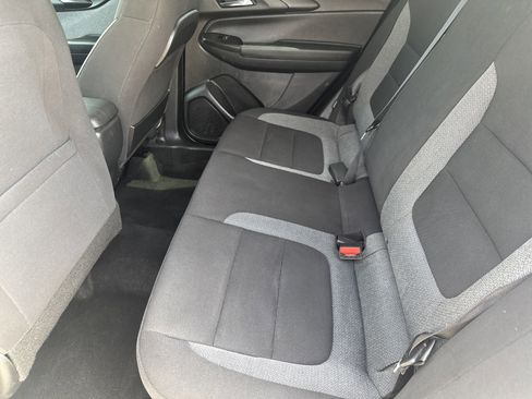 Used 2022 Chevrolet TrailBlazer LT w/ Convenience Package AWD/4WD image 7