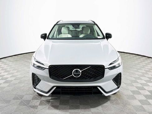 New 2026 Volvo XC60 B5 Ultra w/ Climate Package image 2