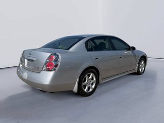 Used 2005 Nissan Altima 2.5 S w/ (F01) Convenience Pkg FWD video 3