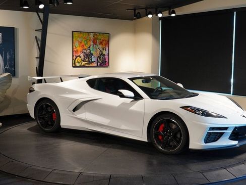 Used 2023 Chevrolet Corvette Stingray Premium Cpe w/ Z51 Performance Package RWD image 16