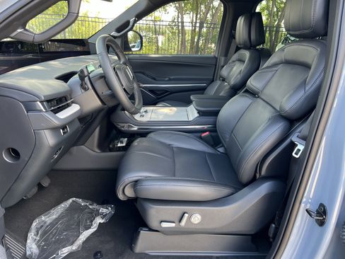 New 2025 Lincoln Navigator L Reserve w/ Jet Appearance Package image 24