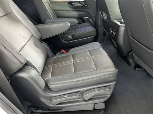 Used 2025 Chevrolet Tahoe High Country w/ Sun And Tow Package image 33