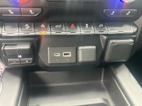 Used 2021 GMC Sierra 1500 Elevation AWD/4WD image 28