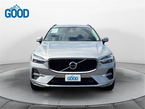 Used 2022 Volvo XC60 B5 Momentum w/ Advanced Package image 8