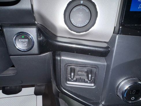 Used 2022 Ford Expedition Timberline image 24