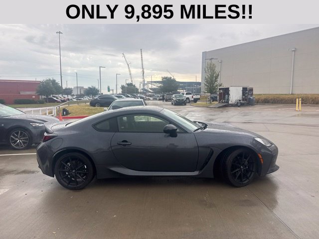 Used 2024 Toyota GR86 Premium RWD image 2