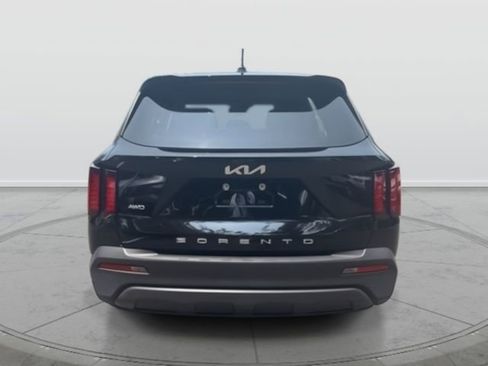 Used 2022 Kia Sorento LX AWD/4WD image 7
