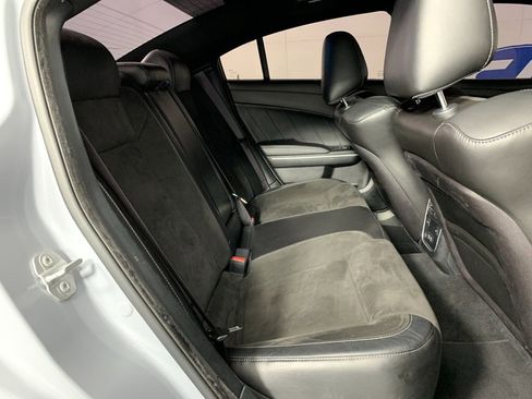 Used 2022 Dodge Charger R/T w/ Plus Group RWD image 36