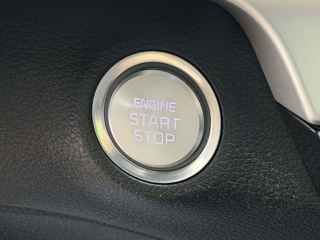 Used 2020 Kia Telluride S AWD/4WD image 22