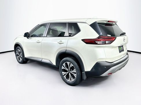 Used 2023 Nissan Rogue SV FWD image 5