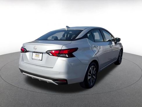 Used 2025 Nissan Versa SV FWD image 14