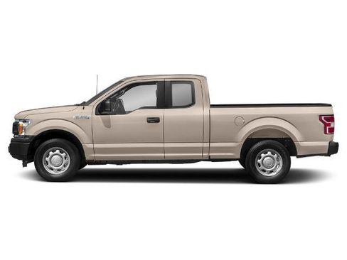 Certified 2018 Ford F150 XLT w/ Equipment Group 302A Luxury AWD/4WD image 3