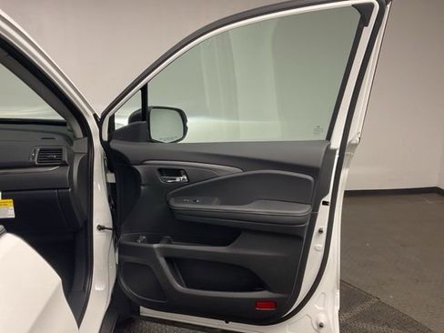 New 2026 Honda Ridgeline RTL image 24