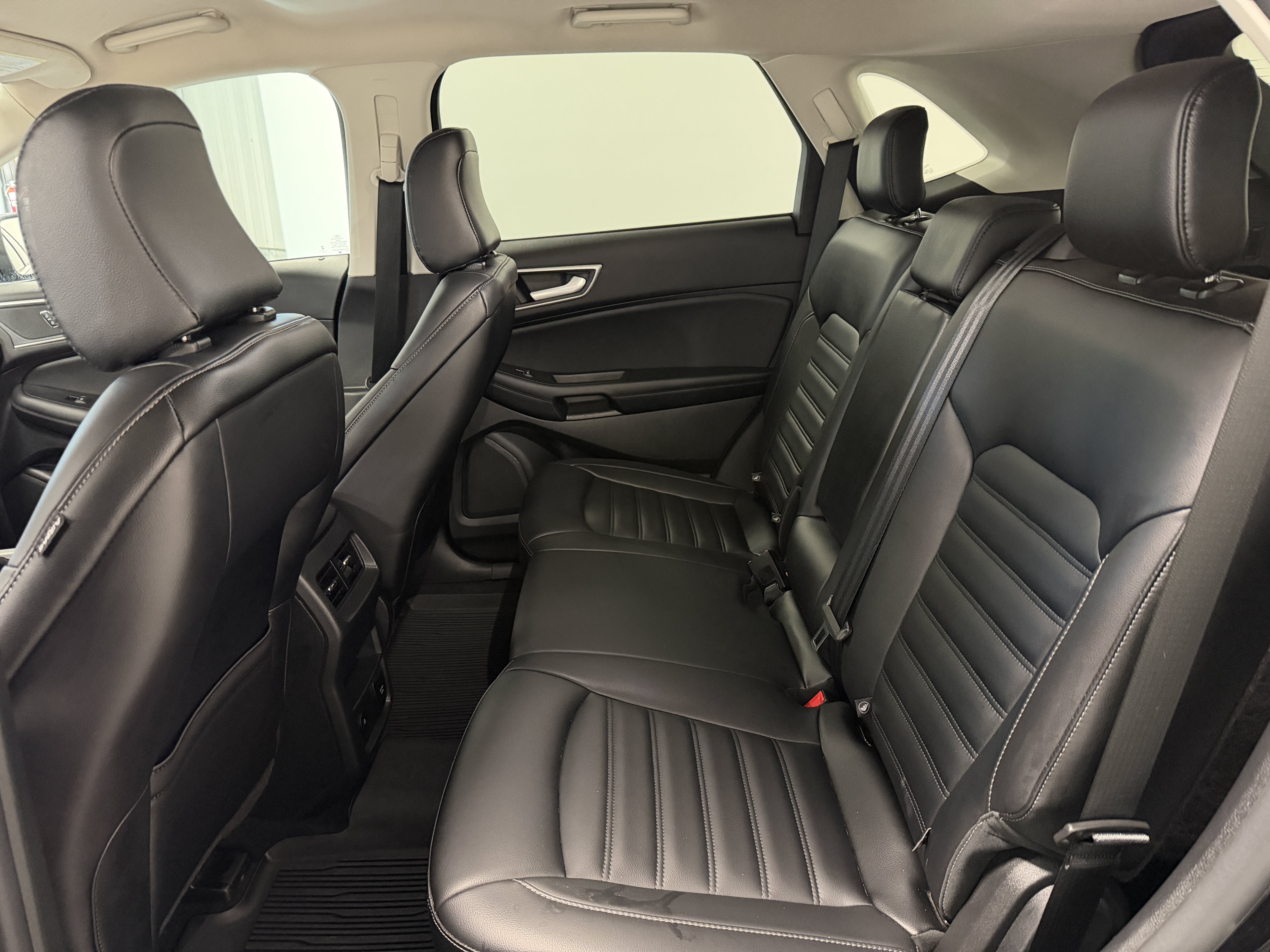Used 2024 Ford Edge SEL w/ Convenience Package AWD/4WD image 20