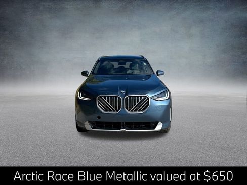 New 2026 BMW X3 xDrive30 w/ Premium Package image 3