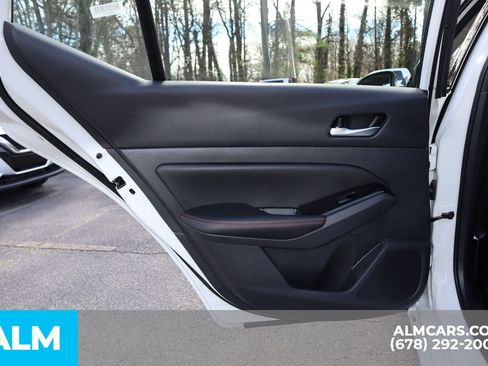 Used 2025 Nissan Altima 2.5 SR image 19