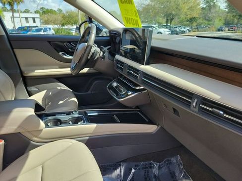 Used 2023 Lincoln Corsair Reserve w/ Jet Appearance Package image 31