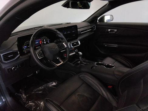 Used 2024 Ford Mustang Premium image 28