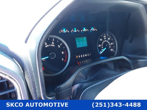 Used 2015 Ford F150 XLT image 23