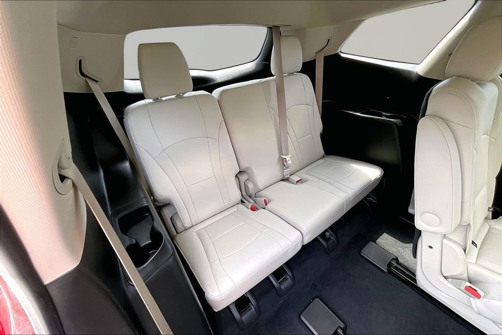 Used 2023 Buick Enclave Essence FWD image 29