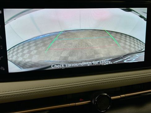 Used 2023 Nissan Ariya FWD image 23