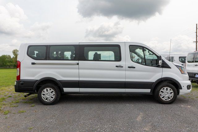 Used 2024 Ford Transit 350 XLT RWD image 5
